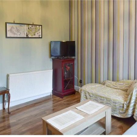 1 Bed In The Outskirts Of Edinburgh, Free Wifi & Street Parking, Self-Catering Apartamento Broxburn Exterior foto